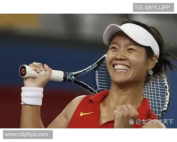 成熟足球明星女生的魅力与风采展现如何影响年轻一代的运动热情与追求